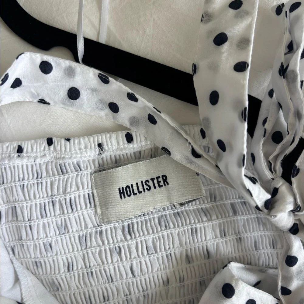 Polka dot halter top! - Picture 4 of 4